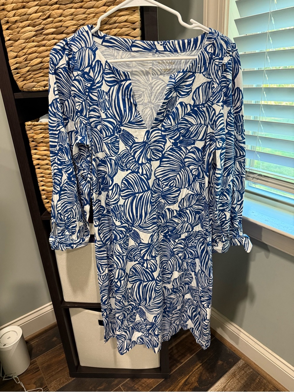 Lilly Pulitzer Blue and White Tropical Leaf V-Neck Cath 3/4 Sleeve Dress NWT